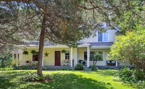 House in Waverly, Minnesota, United States 1