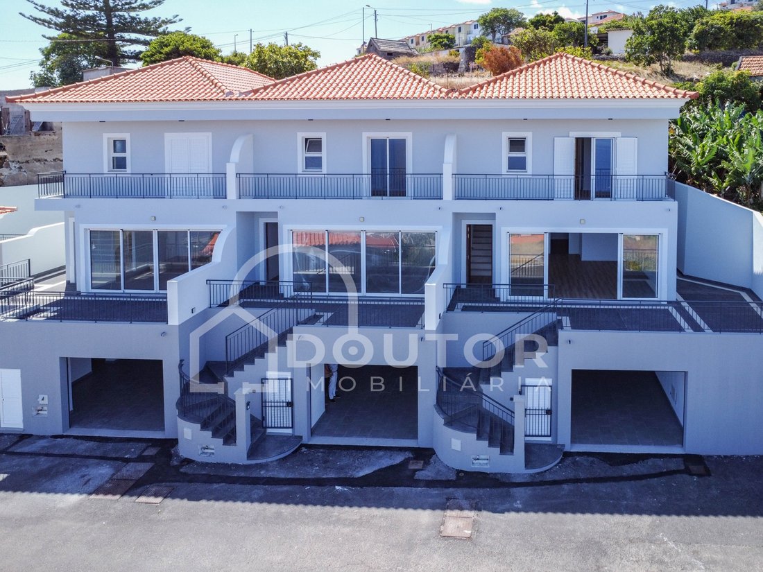 House in Santa Cruz, Madeira, Portugal 1 - 17377414