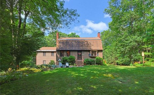 House in Uxbridge, Massachusetts, United States 1
