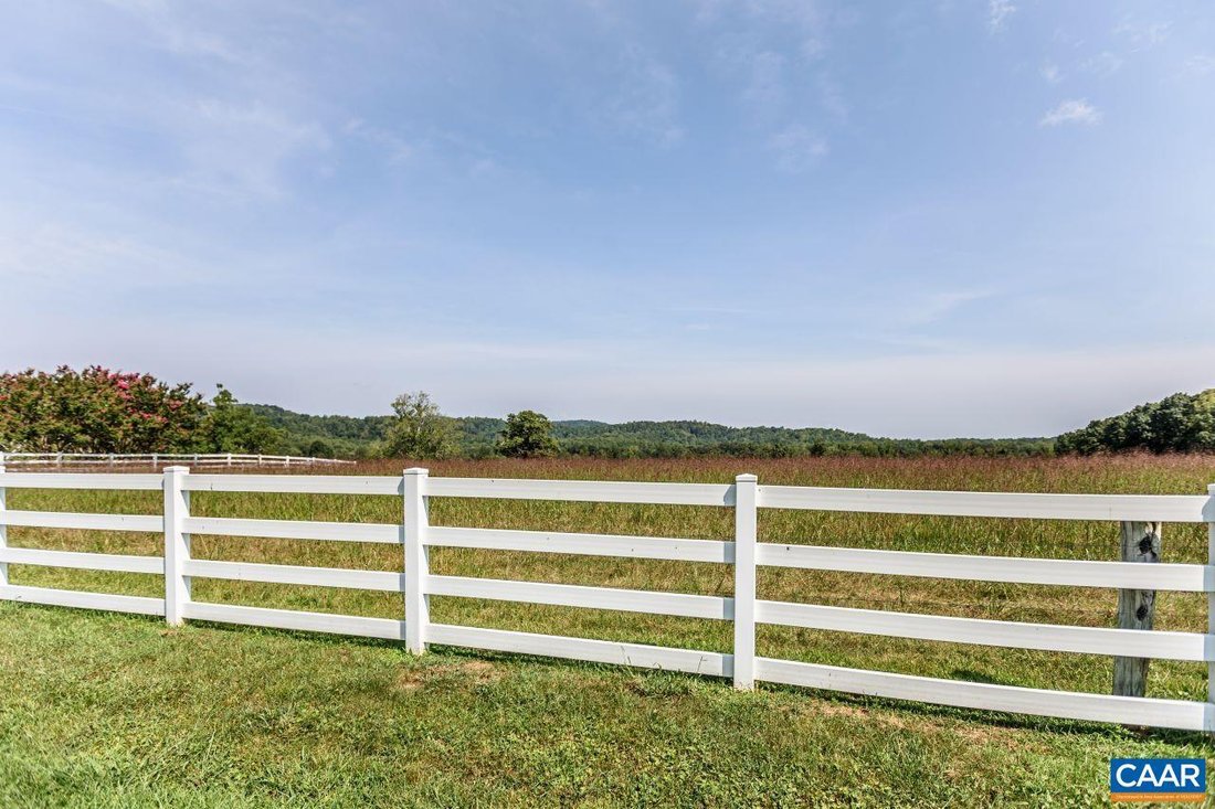 Farm Ranch in Amherst, Virginia, United States 3 - 18832152
