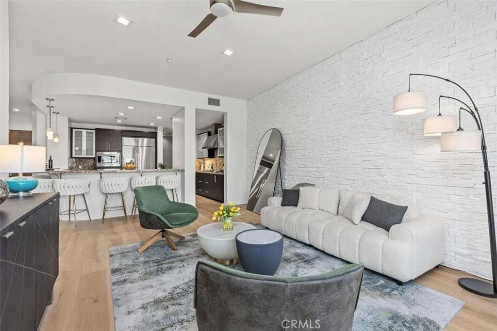 Condo in Irvine, California, United States 2 - 18081854
