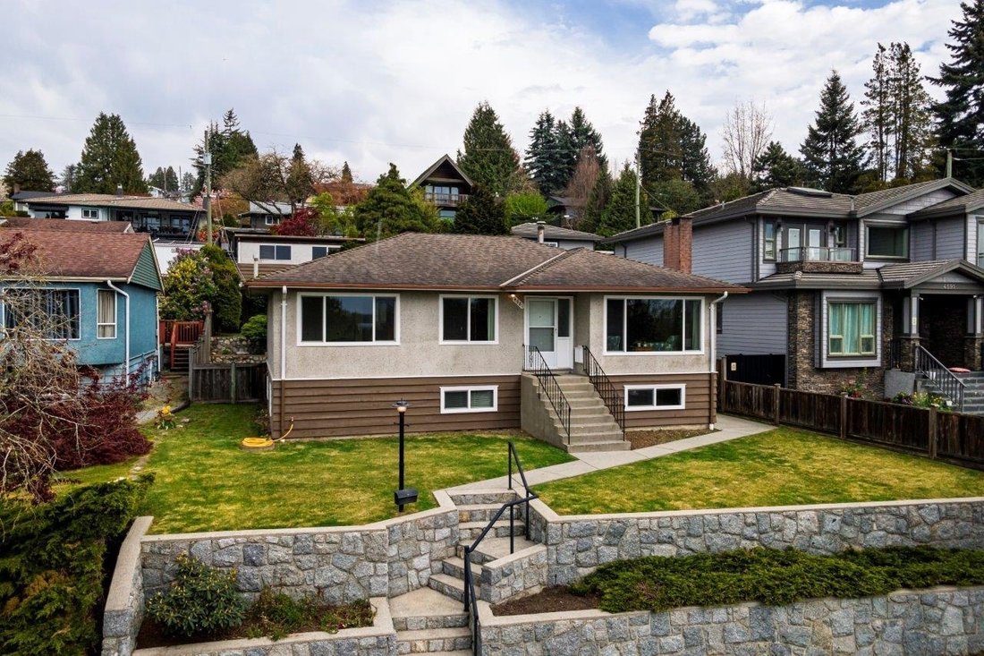 House in Burnaby, British Columbia, Canada 2 - 18835983