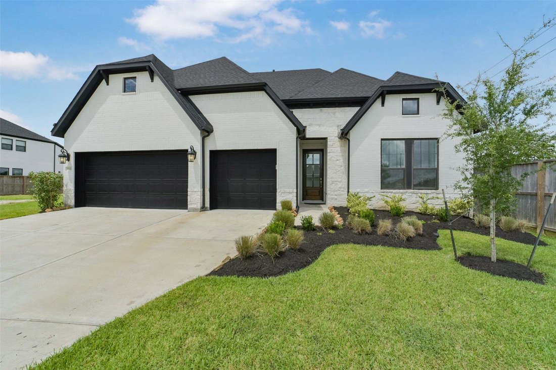 House in Friendswood, Texas, United States 1 - 18835710