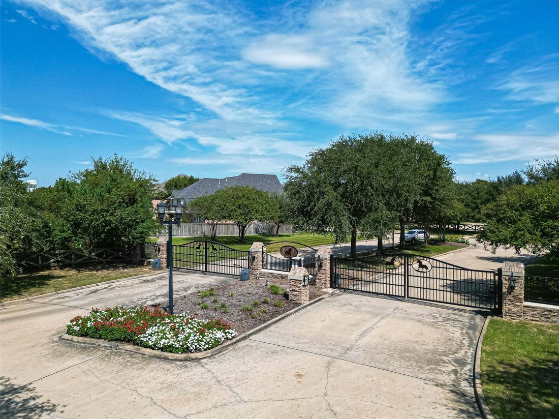 House in Houston, Texas, United States 3 - 18517855