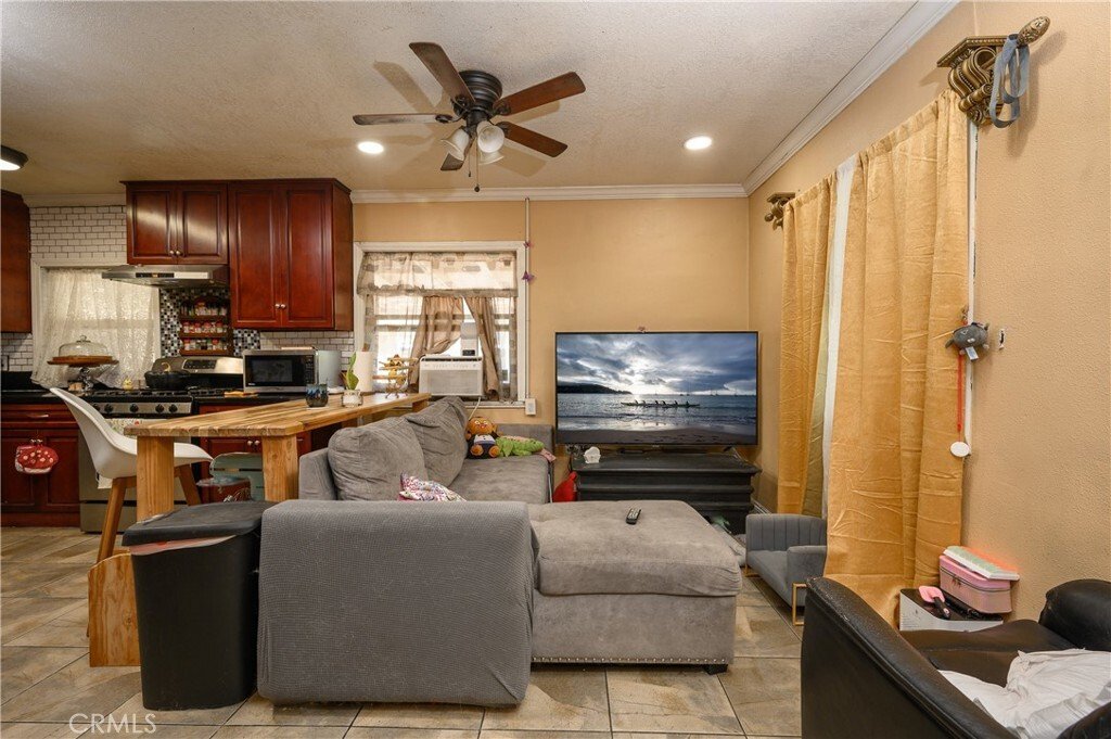 House in Ontario, California, United States 5 - 18657766