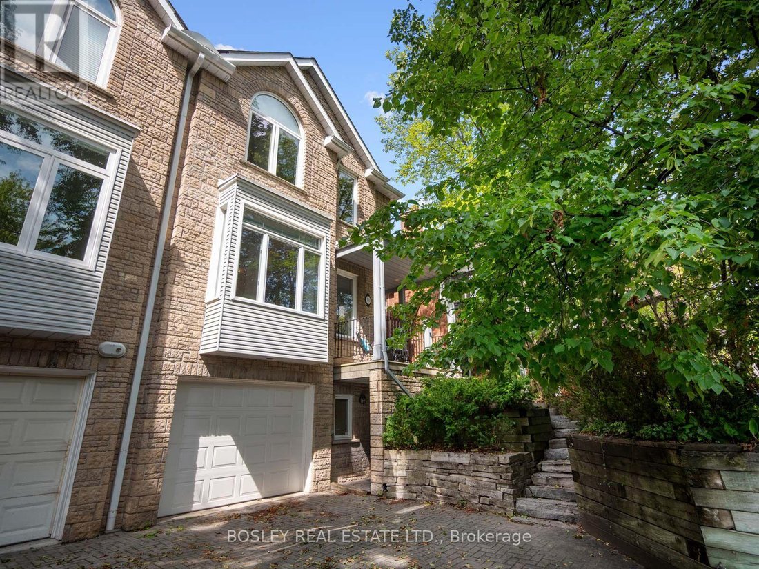 Casa en Toronto, Ontario, Canadá 1 - 18835828