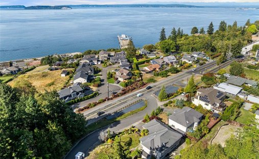 House in Mukilteo, Washington, United States 1