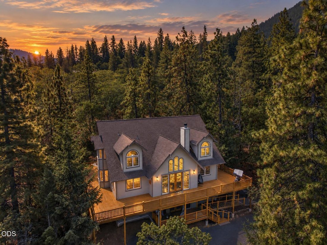 House in Ashland, Oregon, United States 1 - 18346223