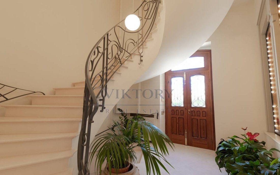 Villa in Taggia, Liguria, Italy 4 - 18835726