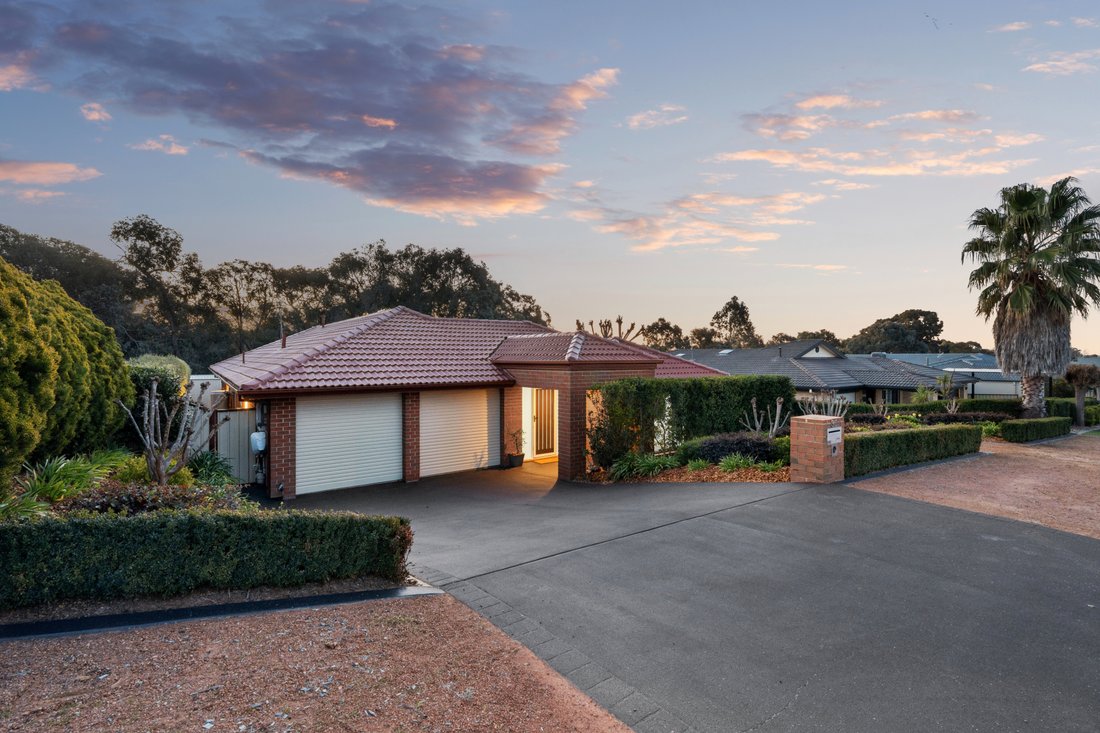 House in Jerrabomberra, New South Wales, Australia 1 - 18835963