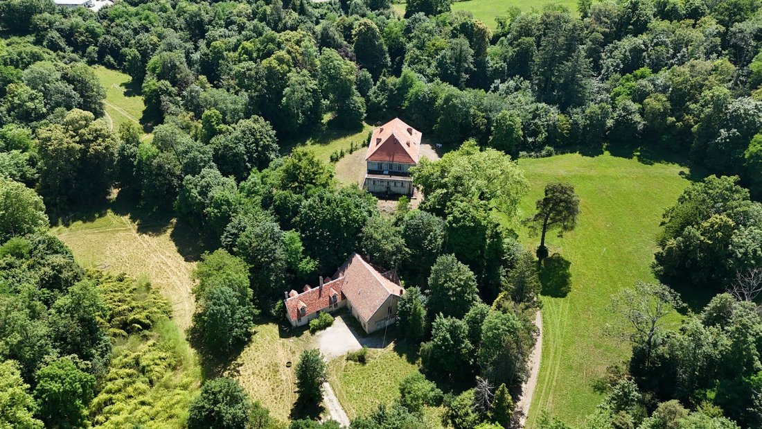 Chateau in Saint Claude - Torcols, Besançon, Frankreich 3 - 18836012