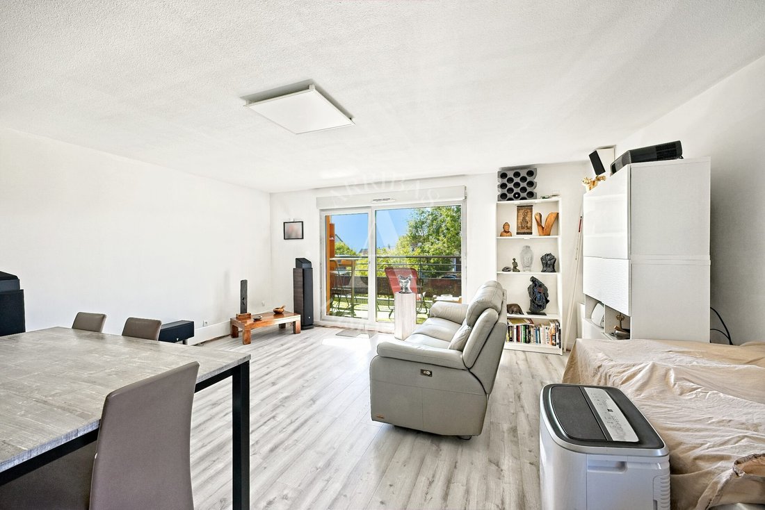 Apartamento en Cessy, Auvernia-Ródano-Alpes, Francia 3 - 18836220