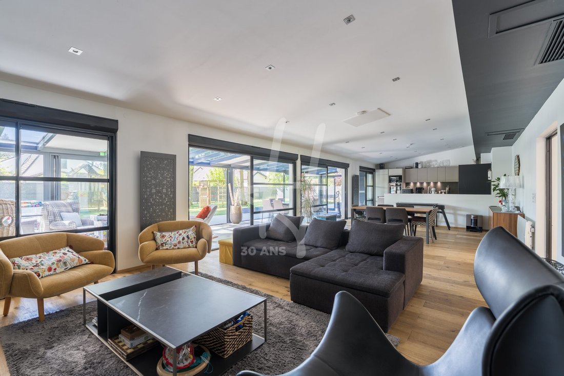 Villa in La Seille-Rive Gauche, Marly, France 5 - 18836055