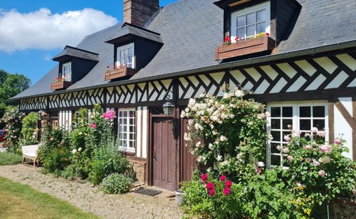 House in Fresne-Cauverville, Normandy, France 1