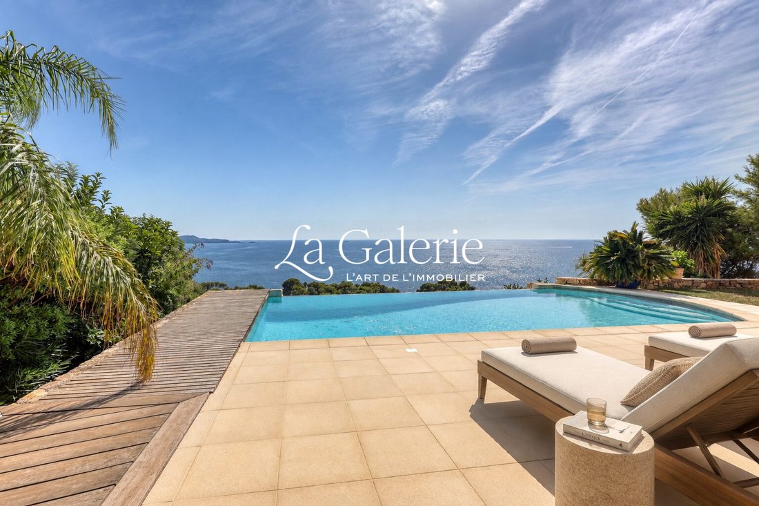 Villa à Centre Ville, Carqueiranne, France 1 - 18773606