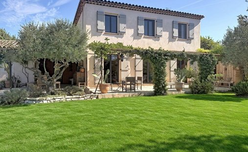 Maisons de campagne à Trets, Provence-Alpes-Côte d'Azur, France 1