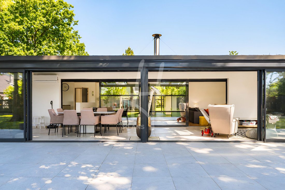 Villa in La Seille-Rive Gauche, Marly, France 2 - 18836055