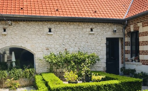Haus in Mont-Saint-Éloi, Nordfrankreich, Frankreich 1