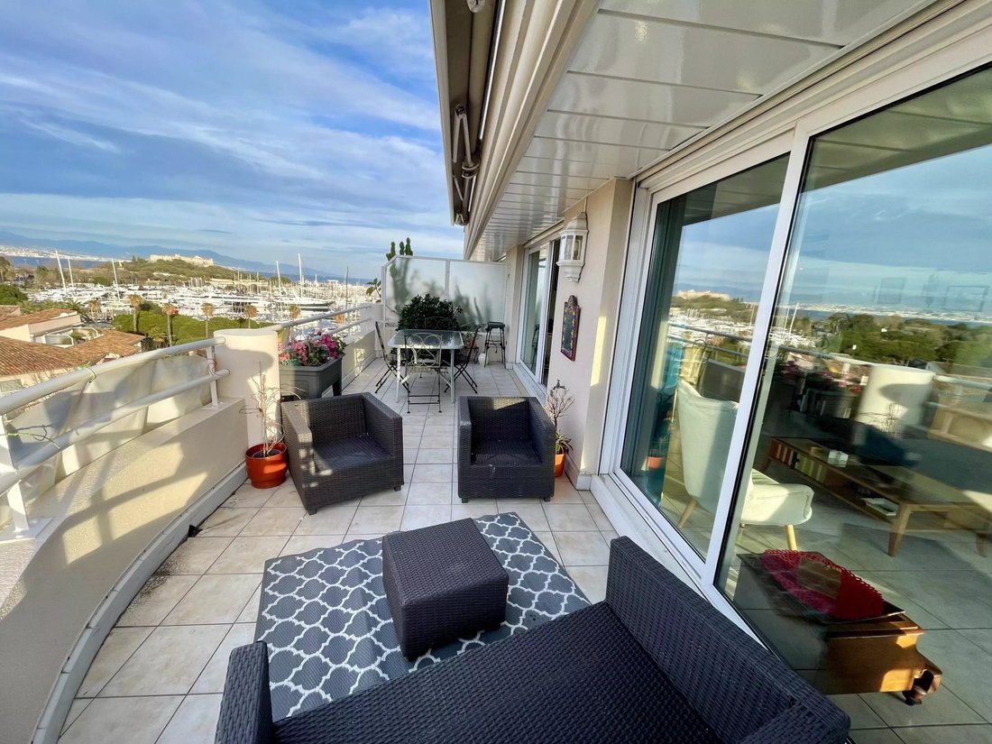 Apartment in Les Cougoulins-Rastines, Antibes, France 3 - 17315256