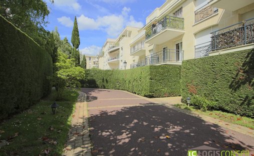 Apartment in Parc de Sceaux, Sceaux, France 1