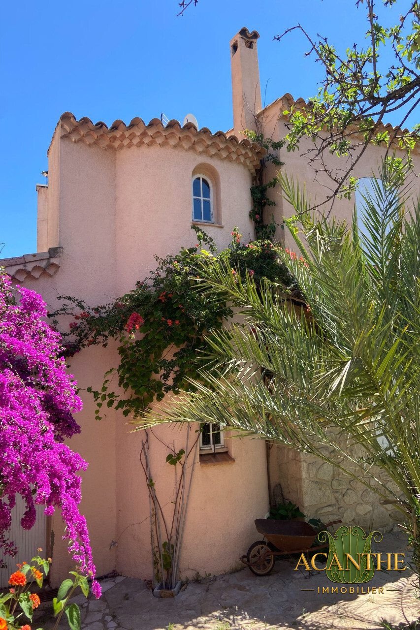 Villa a Estanove, Montpellier, Francia 1 - 18586235