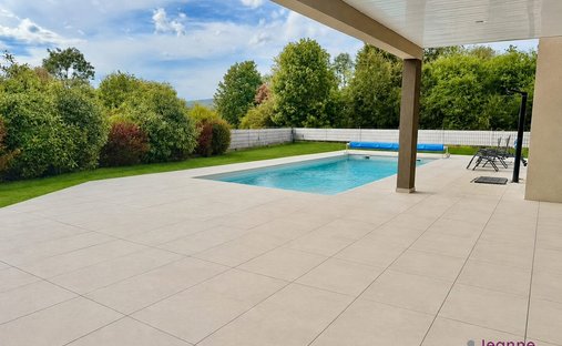 Villa en Mont-Barres, Belfort, Francia 1
