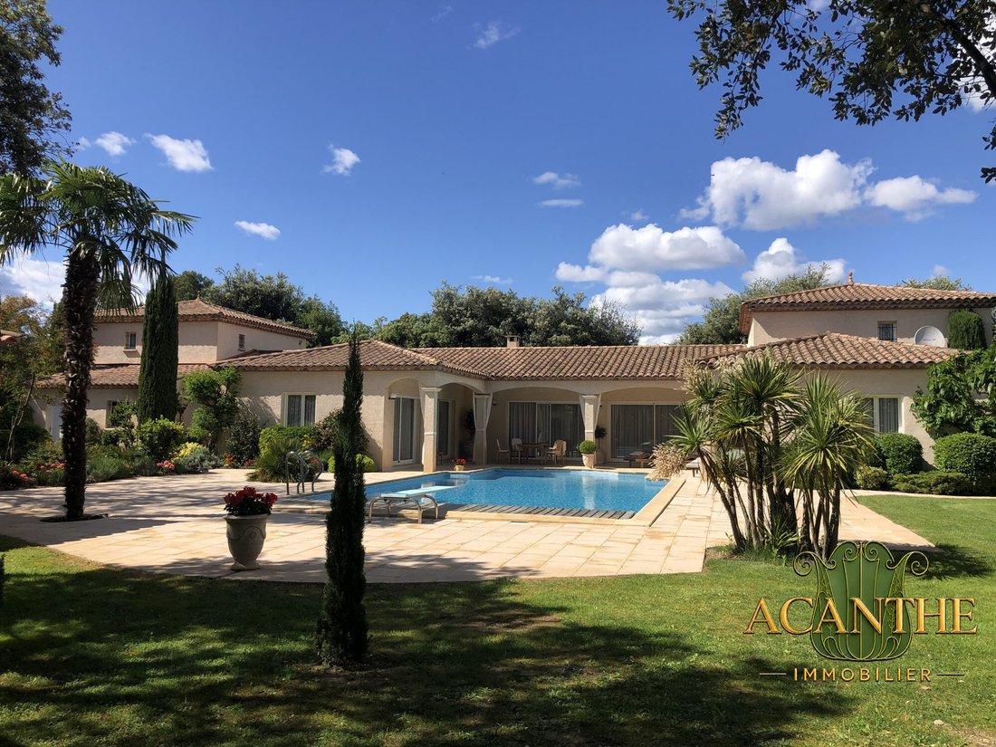 Villa in Centre Ville, Castries, France 2 - 18700258