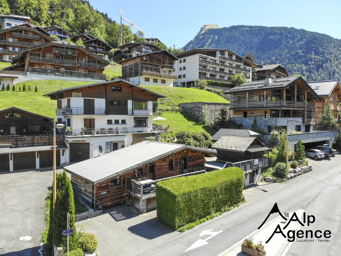 Chalet in Morzine, Auvergne-Rhône-Alpes, France 1 - 18789092