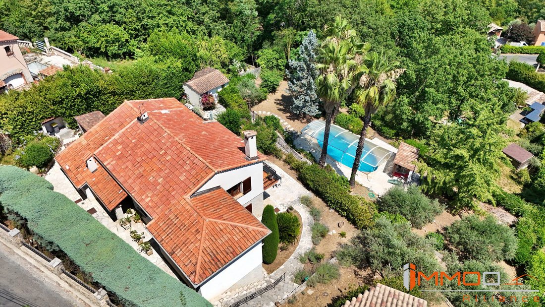 Villa à Châteauneuf-Grasse, Provence-Alpes-Côte d'Azur, France 1 - 18385250