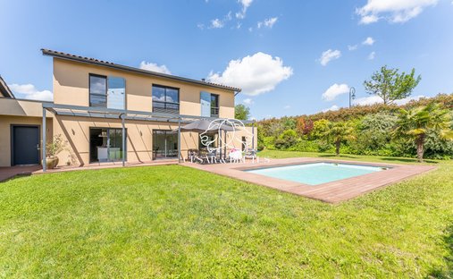 Casa en Sathonay-Village, Auvernia-Ródano-Alpes, Francia 1