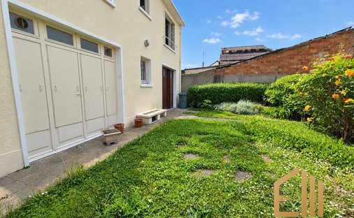 Haus in Centre, L'Haÿ-les-Roses, Frankreich 1