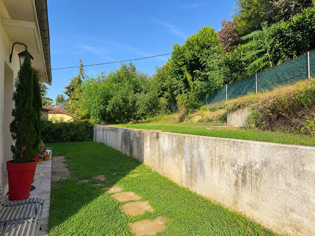 Maison à Est, Montluel, France 2 - 18836197