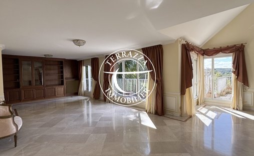 Apartamento en Bourg-La Feuillaume Nord, La Celle-Saint-Cloud, Francia 1