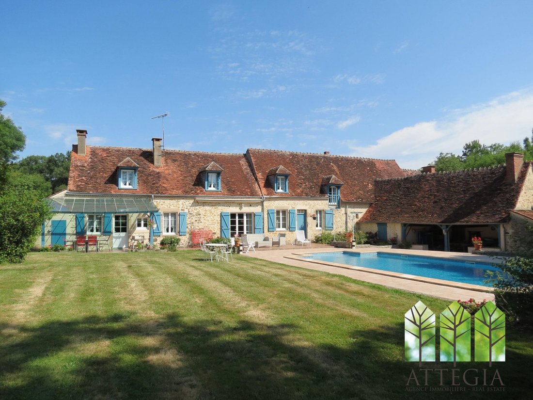 House in Saint-Denis-de-Jouhet, Centre-Val de Loire, France 1 - 18836002
