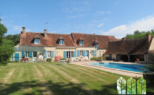 Casa en Saint-Denis-de-Jouhet, Centro-Val de Loira, Francia 1