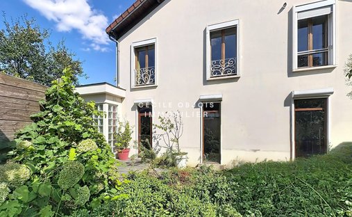 Casa en Peri, Joinville-le-Pont, Francia 1
