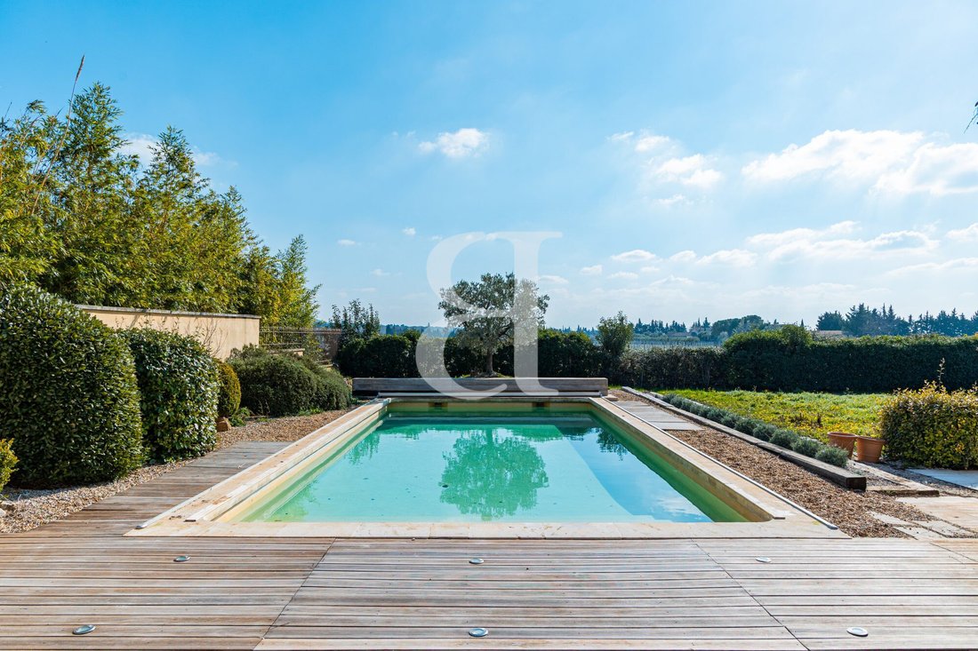 Country House in Violes, Provence-Alpes-Côte d'Azur, France 3 - 17378023