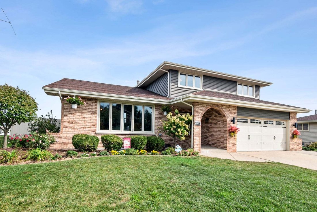 House in Tinley Park, Illinois, United States 1 - 18837339