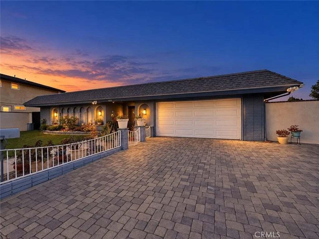 House in Huntington Beach, California, United States 2 - 17442653
