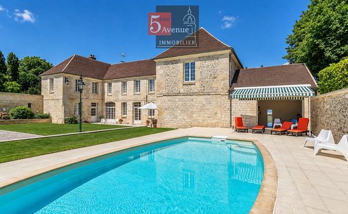 House in Chantilly, Hauts-de-France, France 1