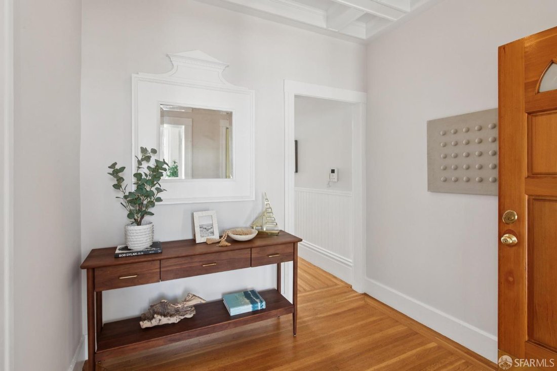 San Francisco, California, United States 3 - 18836695