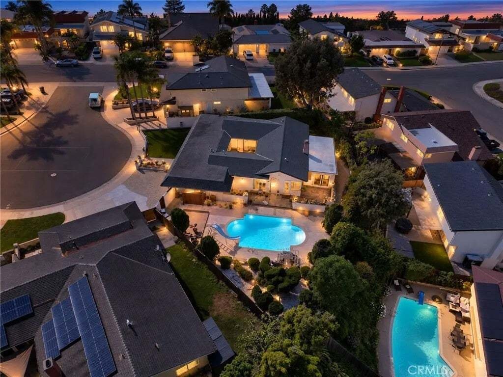 House in Huntington Beach, California, United States 3 - 17442653