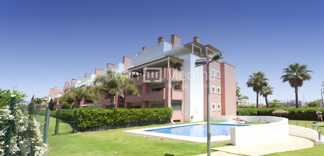 Apartamento en Sotogrande, San Roque, Andalucía 2 - 18837524