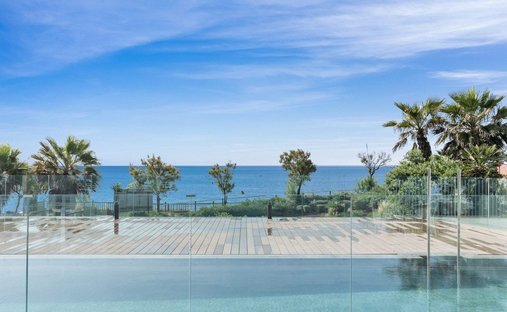 Appartamento a Estepona, Andalusia, Spagna 1