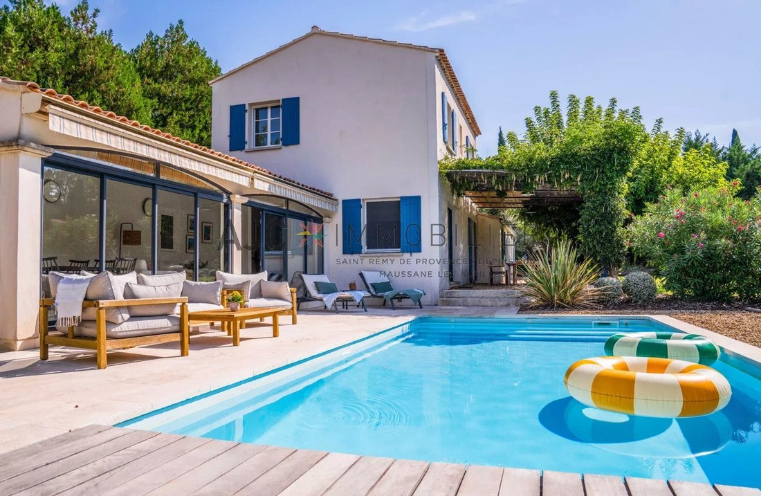 House in Saint-Rémy-de-Provence, Provence-Alpes-Côte d'Azur, France 1 - 18230863