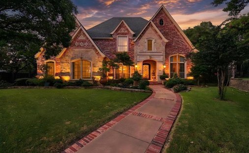 House in Colleyville, Texas, United States 1