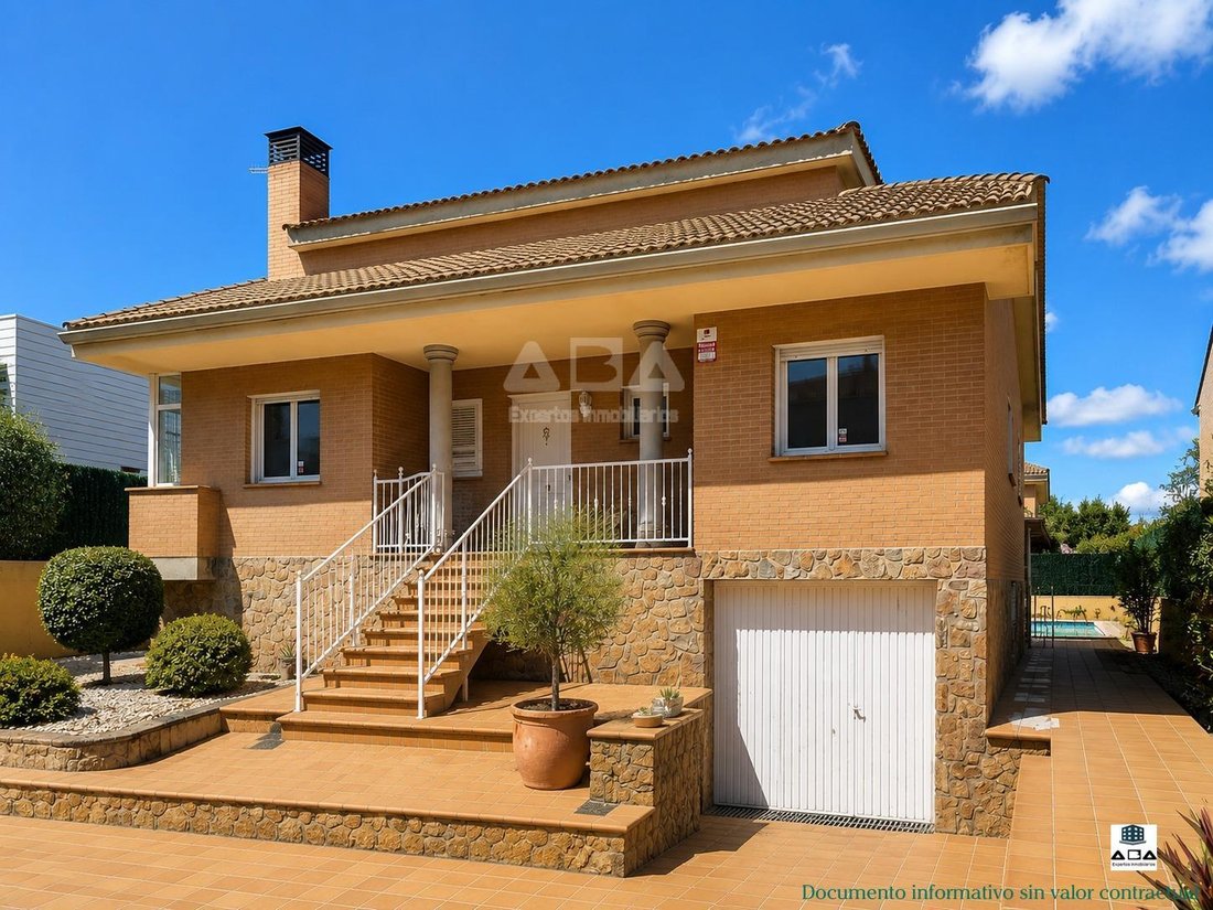 Villa a Villanueva de la Cañada, Madrid, Spagna 5 - 18836575