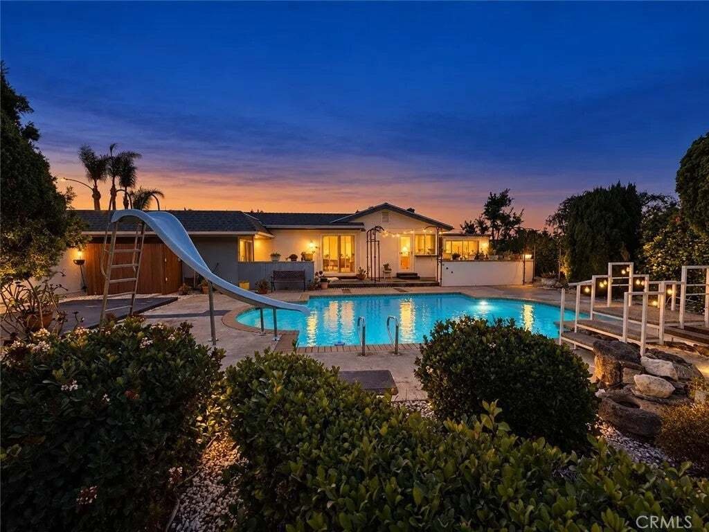 House in Huntington Beach, California, United States 5 - 17442653