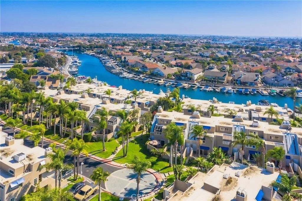 Townhouse in Huntington Beach, California, United States 4 - 18513119