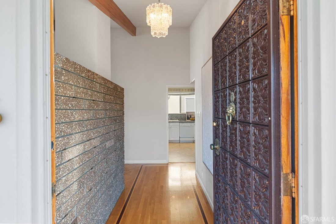 House in Colma, California, United States 5 - 18836750